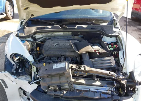 2017 Volkswagen Beetle #Pinkbeetle/1.8T Classic/1.8T S/1.8T Se/1.8T Sel из США, поврежденный, VIN 3VW517AT4HM821001